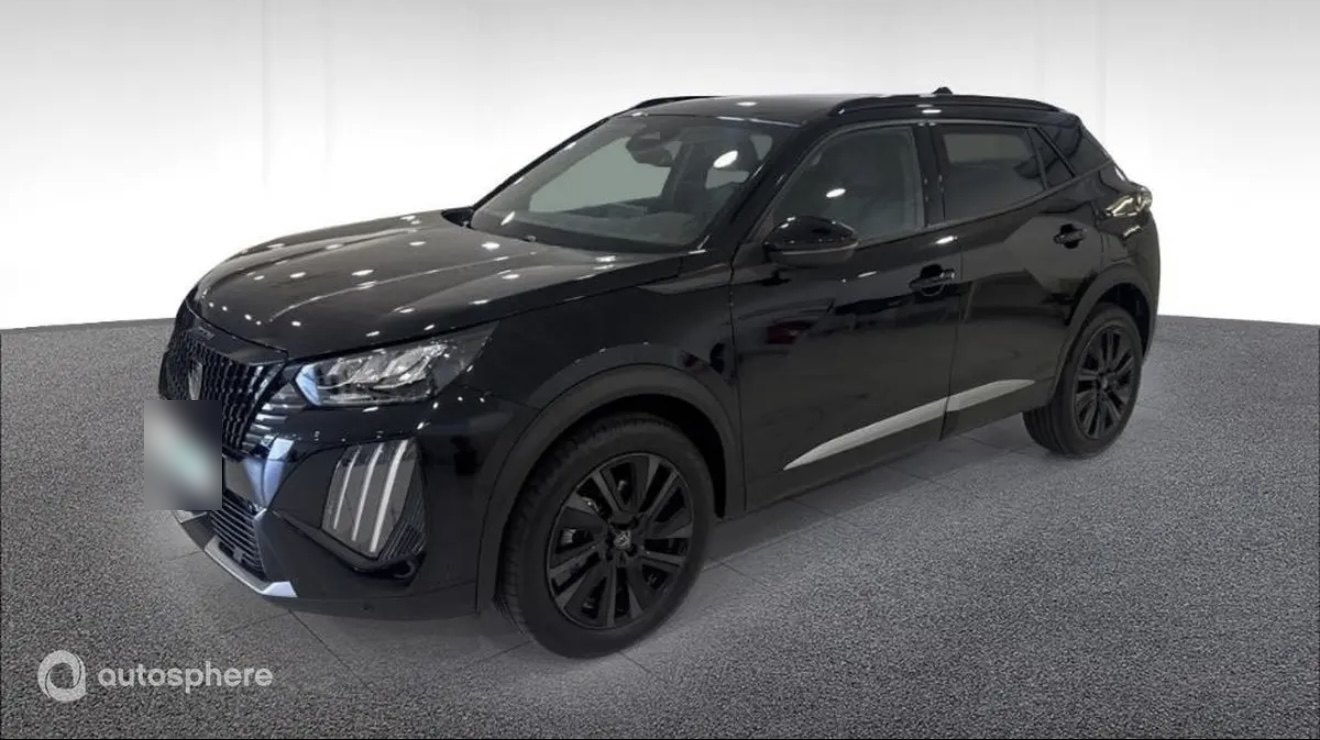 Peugeot 2008 noir, vue de trois quarts avant